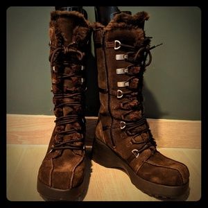 Report Sleigh dark brown suede leather fur boots